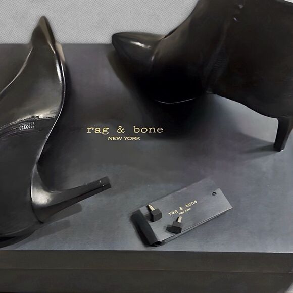 Rag & Bone Beha Stiletto Boot in Black Suede & Leather - Picture 15 of 16